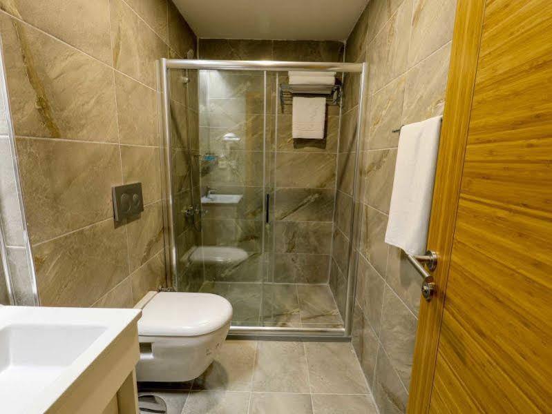 Grand Elmira Апарт-готель 2*